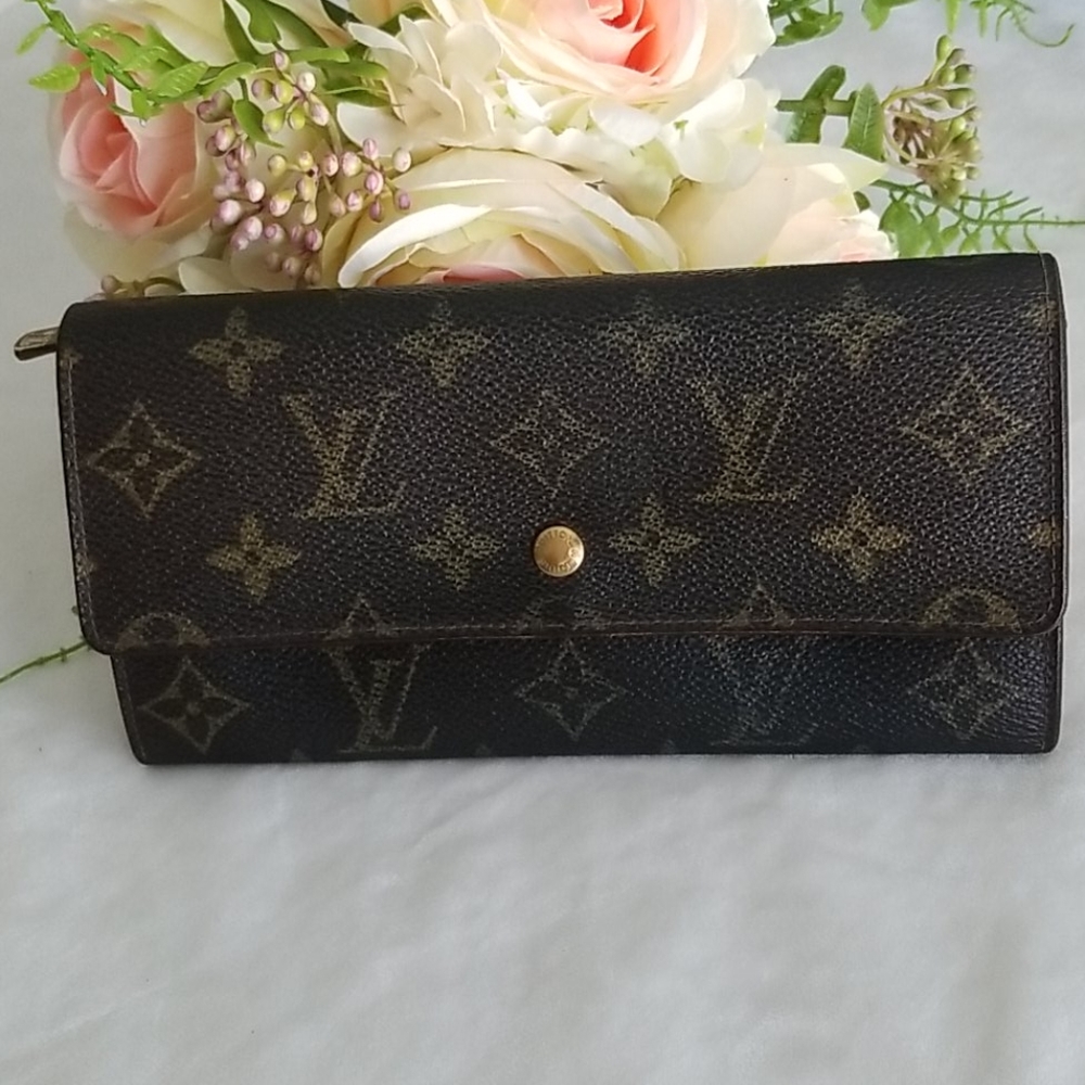 100% Authentic Louis Vuitton wallet